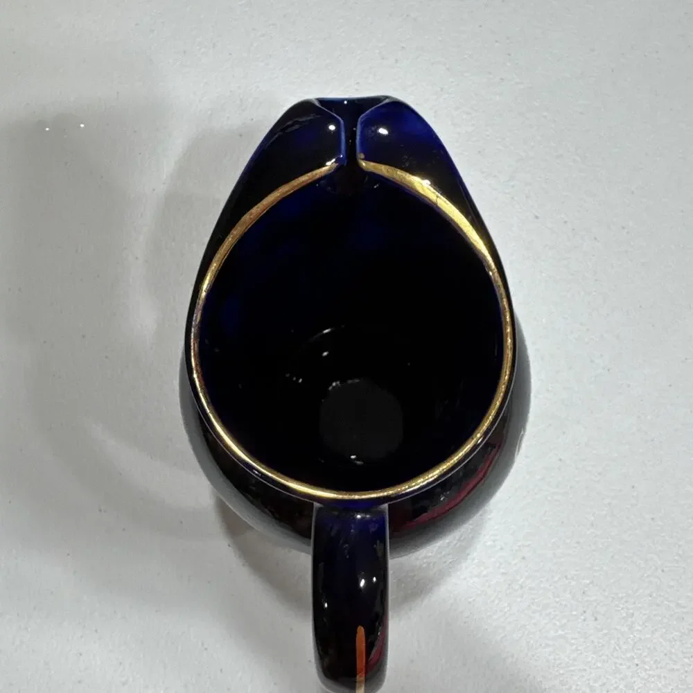 Vtg Grant's Scotch Whisky Water Juice Blue Pitcher Gold Accents Wade Regicor